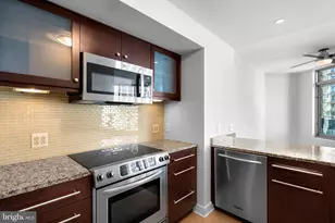 675 S President St, Baltimore, MD 21202 - Photo 9