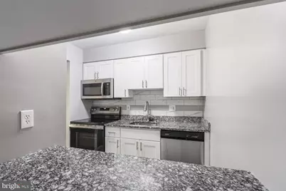 20 Andrew Place #R125, Baltimore, MD 21201 - Photo 13