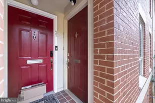 20 Andrew Pl, Baltimore, MD 21201 - Photo 23