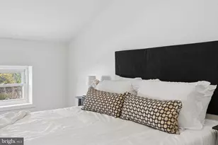 1715 Gough St, Baltimore, MD 21231 - Photo 5