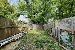1906 E 28th St, Baltimore, MD 21218 - Photo 31