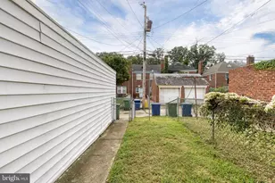 1615 Shadyside Rd, Baltimore, MD 21218 - Photo 37