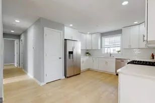 3811 Ridgecroft Rd, Baltimore, MD 21206 - Photo 7