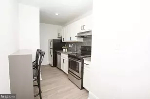 1038 N Calvert St, Baltimore, MD 21202 - Photo 3