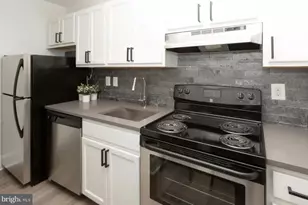 1038 N Calvert St, Baltimore, MD 21202 - Photo 3