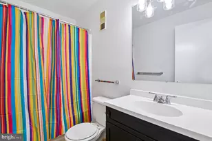 144 W Barre St, Baltimore, MD 21201 - Photo 17