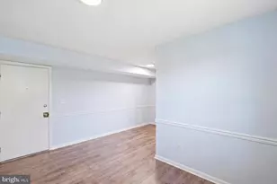 4408 Falls Bridge Dr, Baltimore, MD 21211 - Photo 9