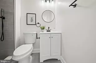 2031 N Fulton Ave, Baltimore, MD 21217 - Photo 19