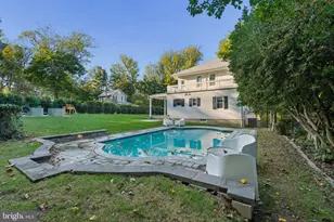 2111 Carterdale Rd, Baltimore, MD 21209 - Photo 9
