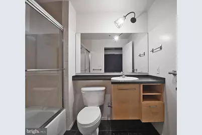 1000 S Charles Street #304, Baltimore, MD 21230 - Photo 15