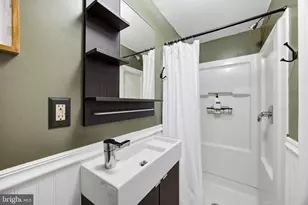 711 S Curley St, Baltimore, MD 21224 - Photo 39
