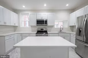 3323 Shannon Dr, Baltimore, MD 21213 - Photo 11