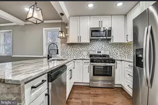 6303 Moyer Ave, Baltimore, MD 21234 - Photo 9