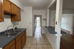 3720 Yolando Rd, Baltimore, MD 21218 - Photo 9