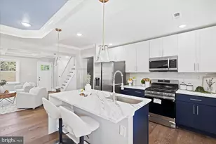 112 N Mt Olivet Ln, Baltimore, MD 21229 - Photo 13