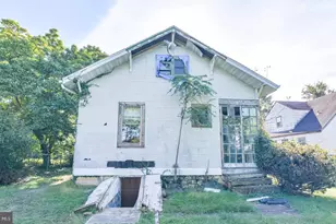 1902 N Forest Park Ave, Baltimore, MD 21207 - Photo 23