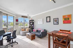 23 Pierside Dr, Baltimore, MD 21230 - Photo 3