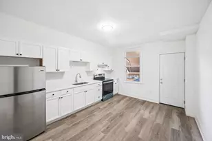 14 N Bentalou Street N, Baltimore, MD 21223 - Photo 5