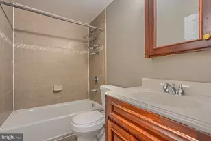1305 S Hanover St, Baltimore, MD 21230 - Photo 21