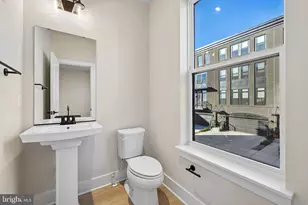 2725 Ferry Bar Dr, Baltimore, MD 21230 - Photo 19