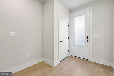 2725 Ferry Bar Drive, Baltimore, MD 21230 - Photo 5