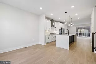 2725 Ferry Bar Dr, Baltimore, MD 21230 - Photo 13
