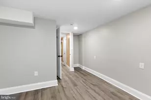 29 N Linwood Ave, Baltimore, MD 21224 - Photo 27