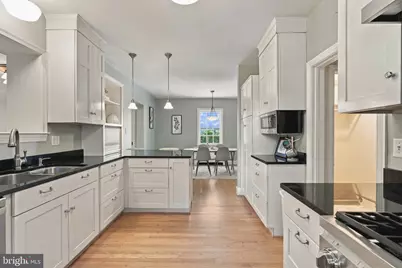 325 Broxton Road, Baltimore, MD 21212 - Photo 25