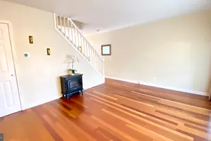 1004 Iris Ave, Baltimore, MD 21205 - Photo 7