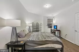 23 Pierside Dr, Baltimore, MD 21230 - Photo 21