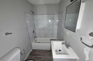 318 S Mount St, Baltimore, MD 21223 - Photo 15