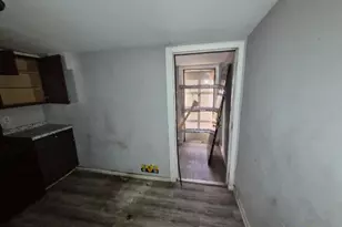 318 S Mount St, Baltimore, MD 21223 - Photo 35