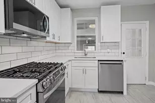 1320 Dellwood Ave, Baltimore, MD 21211 - Photo 11