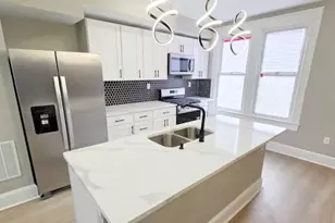 1809 E 32nd St, Baltimore, MD 21218 - Photo 7