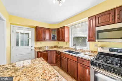 6215 Everall Avenue, Baltimore, MD 21206 - Photo 15