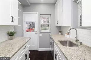 3715 Colborne Rd, Baltimore, MD 21229 - Photo 5