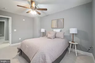 3715 Colborne Rd, Baltimore, MD 21229 - Photo 15