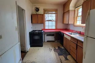 3309 Pinkney Rd, Baltimore, MD 21215 - Photo 9