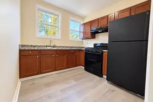 3708 Gelston Dr, Baltimore, MD 21229 - Photo 9