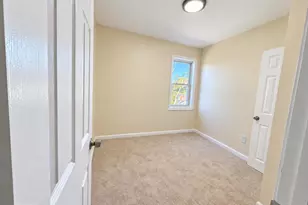 3708 Gelston Dr, Baltimore, MD 21229 - Photo 13
