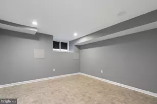 1014 N Patterson Park Ave, Baltimore, MD 21205 - Photo 17