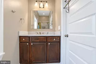 404 S Castle St, Baltimore, MD 21231 - Photo 29