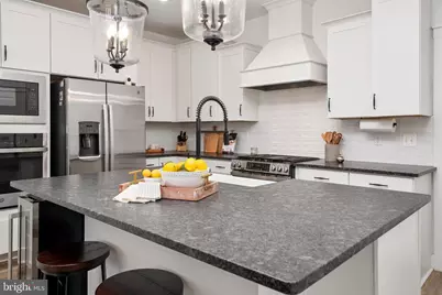 2508 W Peninsula Drive #302A, Baltimore, MD 21230 - Photo 9