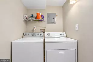 205 S Castle St, Baltimore, MD 21231 - Photo 25