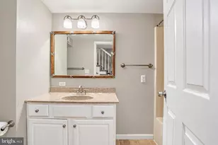 205 S Castle St, Baltimore, MD 21231 - Photo 27