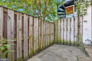 205 S Castle St, Baltimore, MD 21231 - Photo 17