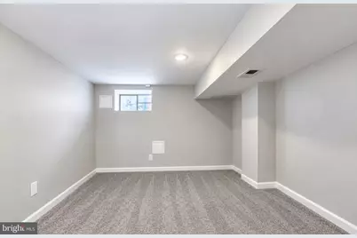 205 S Castle Street, Baltimore, MD 21231 - Photo 41
