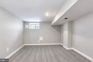 205 S Castle St, Baltimore, MD 21231 - Photo 41