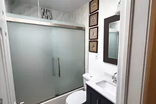 3806 Colborne Rd, Baltimore, MD 21229 - Photo 9