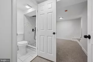 406 N Rock Glen Rd, Baltimore, MD 21229 - Photo 53